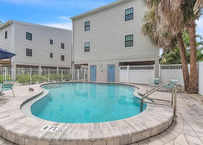 Indian Sands B3 Clearwater Beach